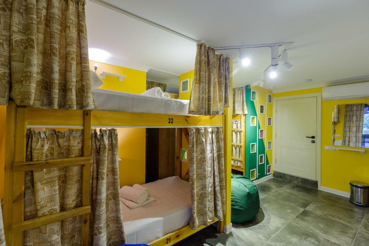 Batumi Surf Hostel Exterior photo